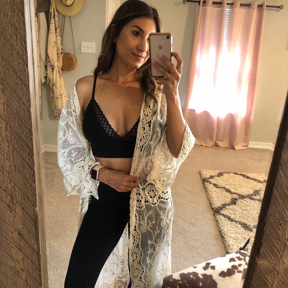 Clari Black Lace Bralette - Picture 3 of 10